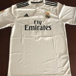 Real madrid modric jersey